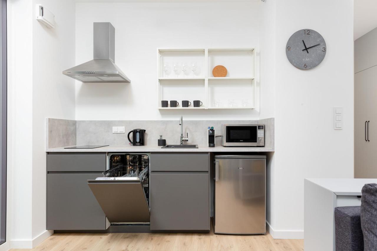 Artistic Zoliborz Apartments By Noclegi Renters Warsaw Luaran gambar