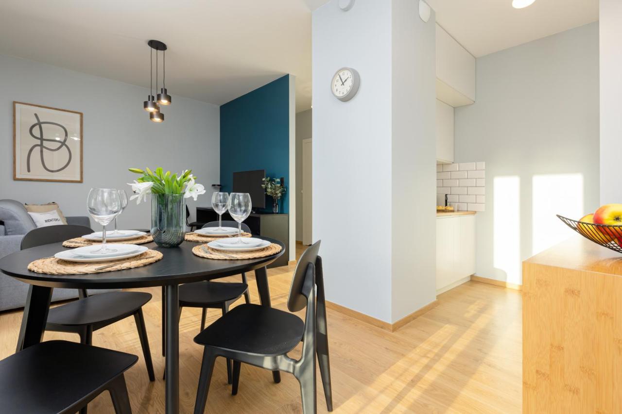 Artistic Zoliborz Apartments By Noclegi Renters Warsaw Luaran gambar