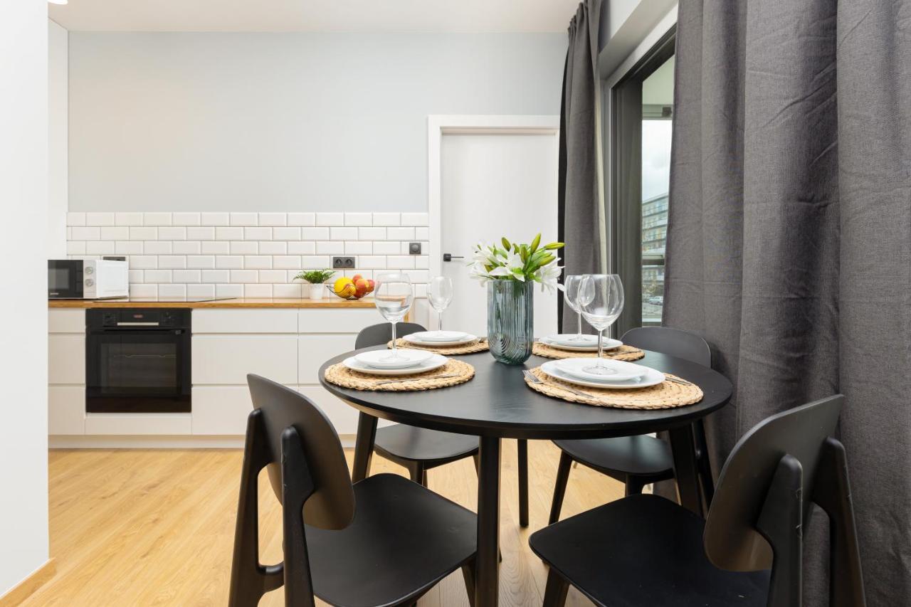 Artistic Zoliborz Apartments By Noclegi Renters Warsaw Luaran gambar