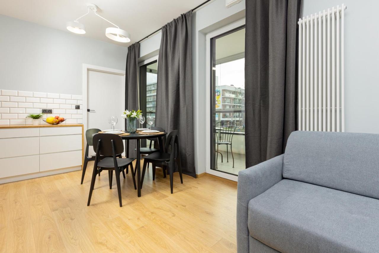 Artistic Zoliborz Apartments By Noclegi Renters Warsaw Luaran gambar